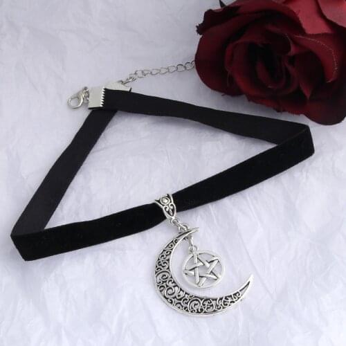 Dark Goth Fashion Moon Pentagram Pendant Chokers Necklace Witchy Velvet Necklaces Pagan Witchcraft For Women Mystical Jewelry