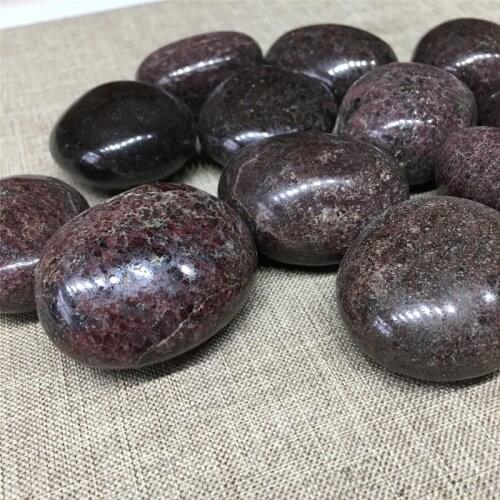 Natural Quartz Garnet Palm Stones Healing Crystals Massage Gemstones Home Decorations