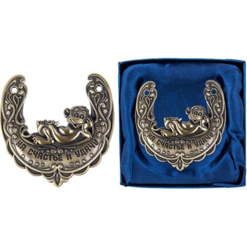 Vintage Monkey crafts metal pendant horseshoes new year gift gift for retro home decoration statues good luck and fortune
