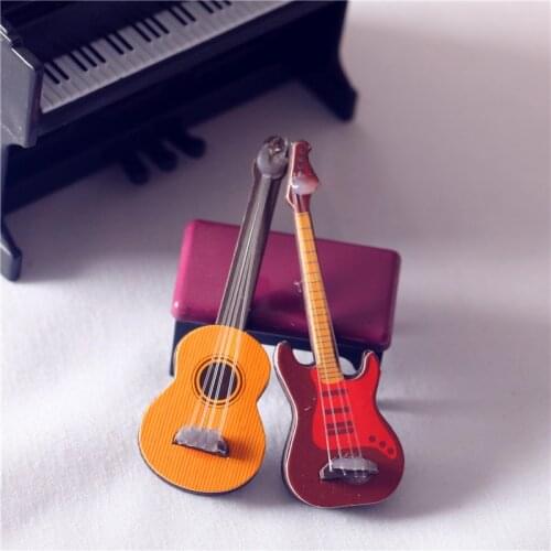 1:12 Dollhouse Miniature Mini Classic Electric Guitar Model Toy Instrument For Home Decor Kids Wood Furniture Craft Xmas Gifts