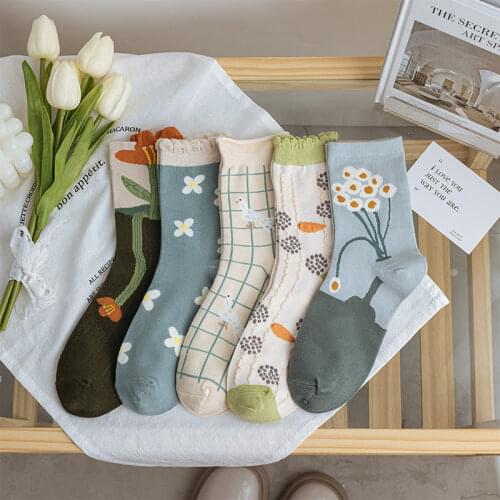 New Women Fashion Socks Autumn Warm New Lace Elegant Socks Cotton Solid Color Cute Girls Hot Sale Lady Long Socks Pink Red Black