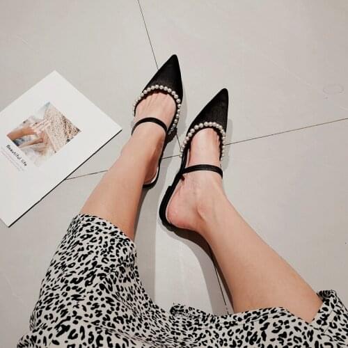 Pearl Chain Fashion Women Slippers Pointed Toe High Quality Shallow Flats Heeled Rhinestone Stain Summer Beach Shoes Flip Flops