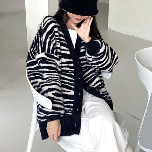 Zebra Stripe Loose Cardigan Women 2021 Oversized Knitted Sweater Tops Autumn Winter Long-Sleeved Cardigans Jersey Jumper