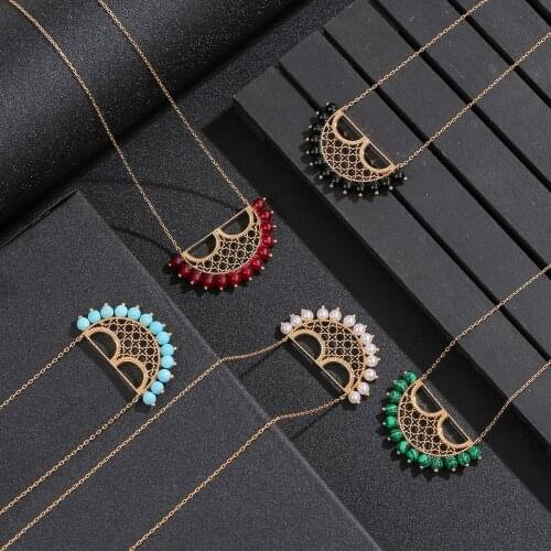 2021 New Sweet Women Fashion Luxury Necklace Fan Shape Design Arabic Mask Style Gold Wedding Bride Luxury Necklace Jewelry