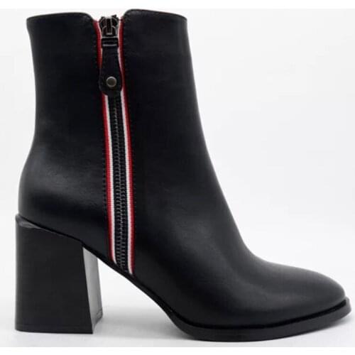 Boots childrens winter fashion versatile square head high heel boots solid color side zipper fashion bootsThick heel small