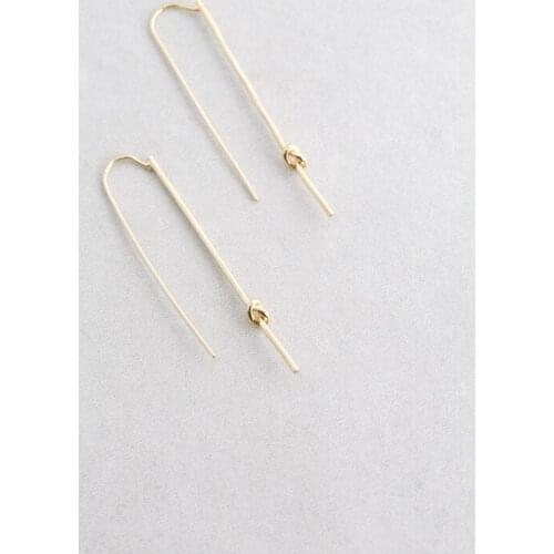 Daisies One Pair New Fashion Jewelry Statement Earrings for Women Simple Design Knot Earring Vintage Accessories