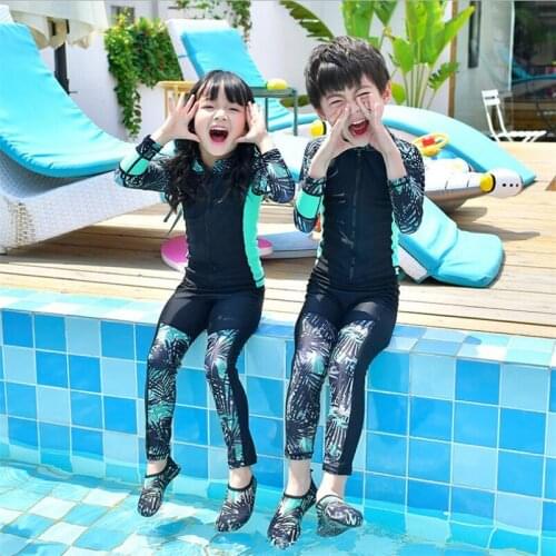 2019 Hot sale Long sleeve swimsuit for kids swimming suit boys girl two pieces swimwear uv protection shirt+pants unisex