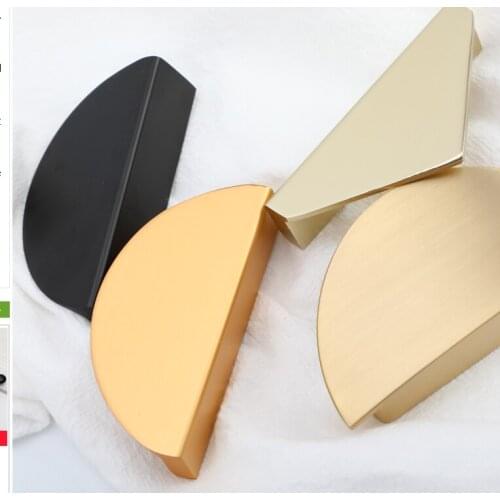 10Pcs/Lot Aluminum Alloy Semi-Circle Half Round Triangle Shape Furniture Cabinet Cupboard Door Pull Champagne Black Brass