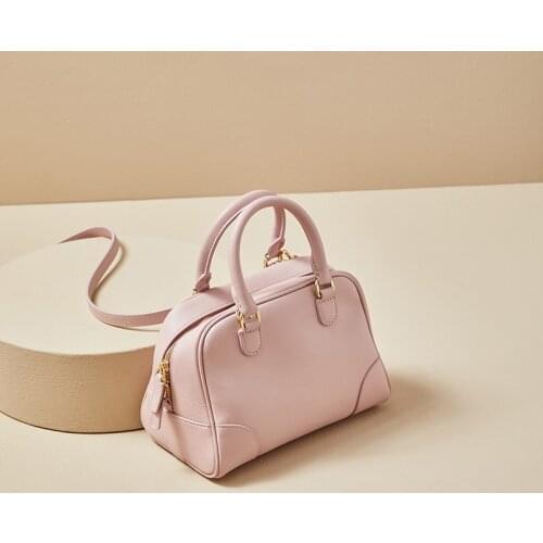 New 2021 Fashionable Design Handbag Soft Cowhide Exquisite Luxury Boston Bag Genuine Leather Woman Crossbody Bag AV11