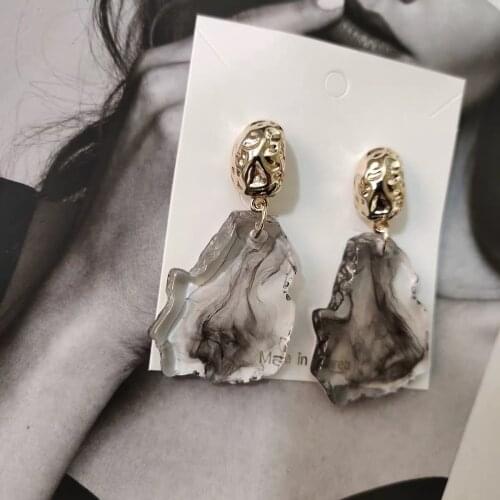 YANGLIUJIA Irregular Ink Texture Acrylic Earring Personality Exaggerated Geometry Stud Earrings Ms Jewelry Gift 2021