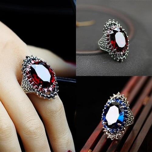 Hot Selling Female Big Oval Red Pomegranate Ring Gorgeous Red Blue Stone Ring Promise Wedding Engagement Rings For Men And Women