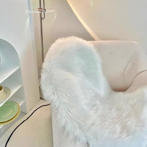 Irregular Plush Carpet Cushion Ins Shot Props White Imitation Wool Mat Carpet