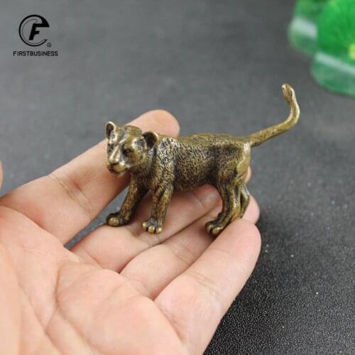 Length Vintage Pure Copper Leopard Sculpture Lucky Feng Shui Decorations Ornaments Antique Brass Crafts Home Decors Tea Pet