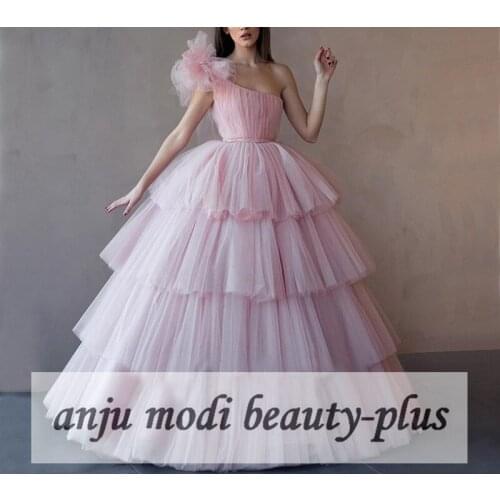 Elegant Long Puffy Tiered Prom Dresses 2021 One Shoulder Sleeveless Ball Gown Formal Evening Party Gowns Robe De Soiree