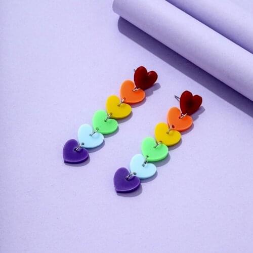 Wholesale Fashion Rainbow Color Long Tassel Acrylic Earrings for Women Lovely Mini Peach Heart Exaggerated Ear Pendant Dangles
