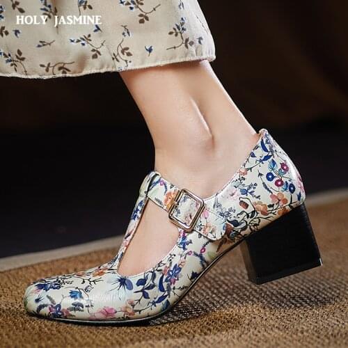 Luxury Designer Shoes Women Flats New Arrival 2021 Spring Handmade Flower Print Genuine Leather Round Toe Chain Mary Jane Shoes
