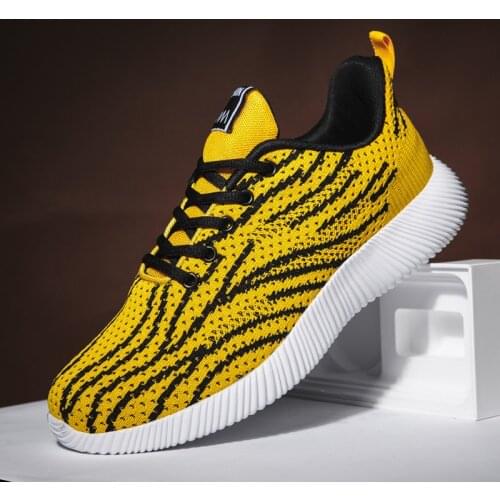 Hot Sale Casual Sneakers Men Lightweight Fitness Trainer Shoes Yellow Big Size 46 Fashion Breathable Jogging Sneakers For Men