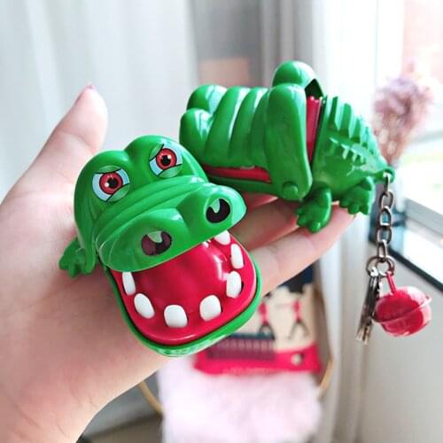 Funny Cartoon Tooth Alligator Keyring Childrens Toy Game Biting Hand Keychains Crocodile Game Key Chains for Women Couple Gift