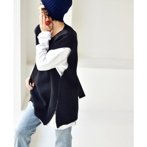 MICOCO V1399C Leisure and simple temperament V - collar personality side zipper loose jumper waistcoat clip