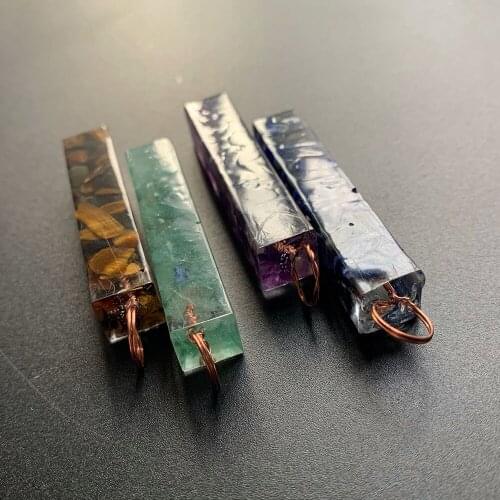 Natural Lapis Lazuli Stone Tiger Eye Aventurine Amethyst Chips Resin Pendant Energy Healing Crystal Necklace Diy Accessories