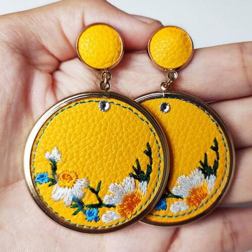 Round Shape Embroidery Flower Crystal Embellished Leather Earrings Metal Circle Frame 2021 Fall Pierced Earrings Free Shipping