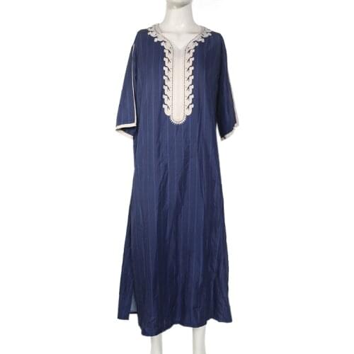 2021 New Muslim Men Long Sleeve Islamic Arab Shirt Embroidery V-Neck Abaya Caftan Robe