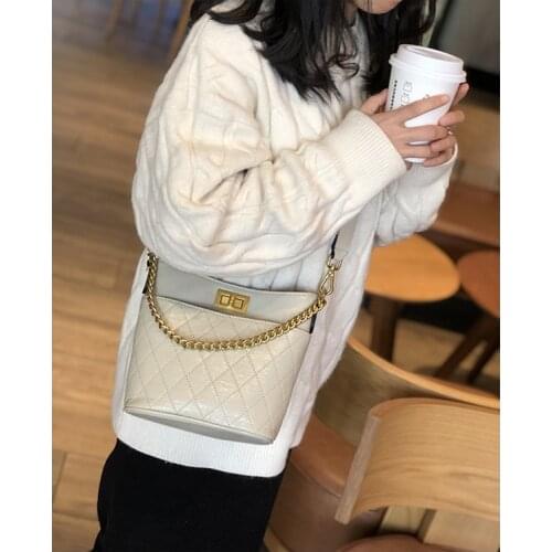 2019 New Genuine Leather Women Fashion Bucket Messenger Bags Luxury Cow Real Leather Shoulder Bag for Ladies Handbag Small Purse