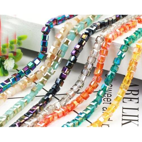 BEAUCHAMP Czech Beads