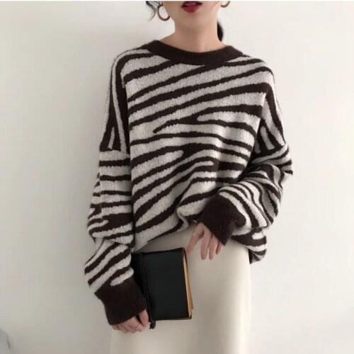 Oversized Sweater Women Harajuku Loose Pullovers Ladies Soft Striped Black White Zebra Batwing Sleeve Chic Korean Vintage Tops