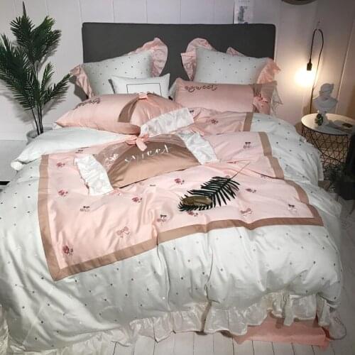 Luxury Princess 100S Egyptian cotton pink Embroidery Bedding sets Queen King Wedding Duvet cover Bed sheet set Pillowcases 4/6pc