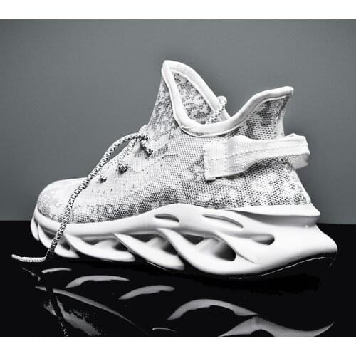 Casual sneakers mens large size sports and leisure shoes womens white summer breathable couple twist soles fashion size 36-48