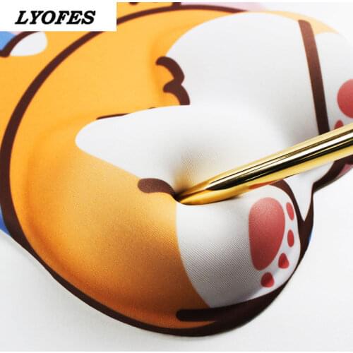 Mouse Pad Deskpad 3D Corgi Mouse Mat Non Slip Silicone Anime Dog Mousepad with Wrist Rest for Office