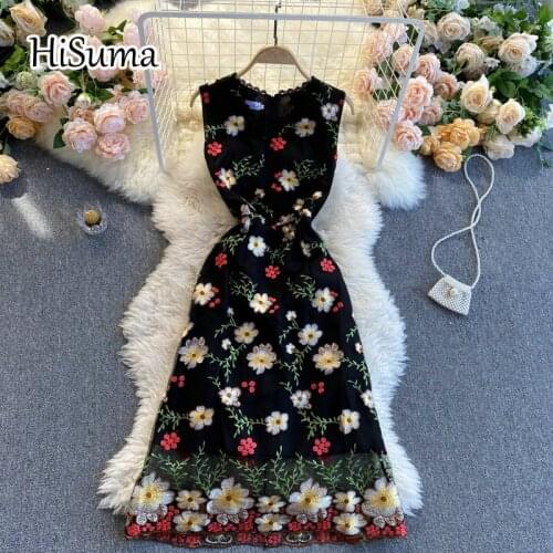 2021 spring new women V neck flower embroidered sleeveless gauze fairy A-line dress female Chic elegant waist mesh dresses