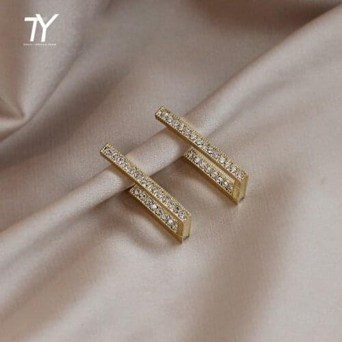 Design Sense Classic Geometric Modeling Metal Gold Earrings For Woman 2021 Korean Fashion Jewelry Party Girls Luxury Earrings