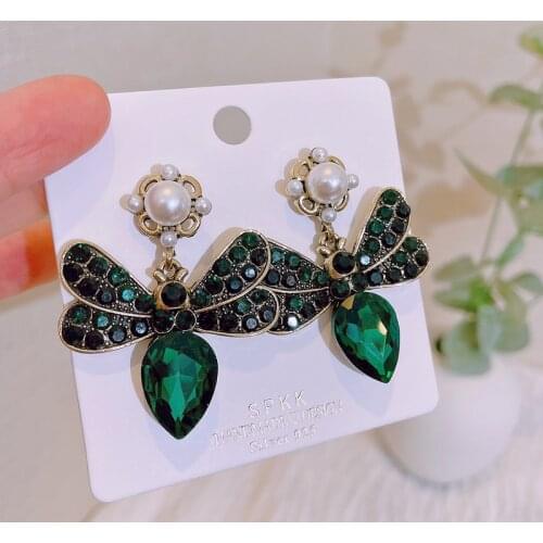 New Ethnic Style Long Earrings for Women Vintage Gold Color Bee Earring Boho Crystal Rhinestone Animal Drop Dangle Earrings