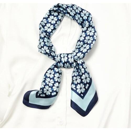 Yishine New 70x70cm Casual Hearts Clover Print Satin Silk Scarf Female Women Fashion Style Head-Neck Soft Scarf for Girls