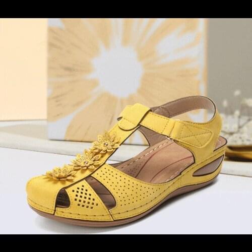 Big Size 44 Summer Women Wedges Sandals Hollow Out Round Toe Ladies Platform Sandals Beach Soft Leather Women Sandals