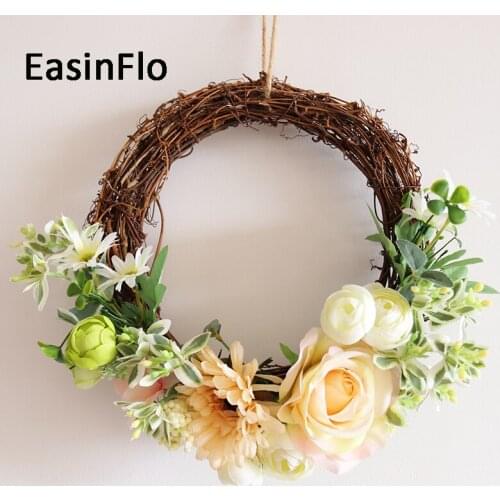EasinFlo Wreaths On The Door