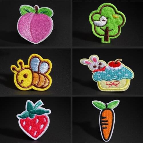 Mini rabbit cake cartoon patches Honey bee strawberry carrot Children clothes Decal Iron on clothing accessories