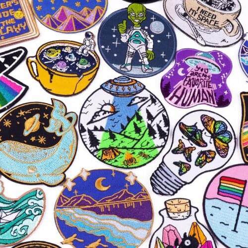 Alien Astronaut Embroidered Patches On Clothes Space UFO Patches For Clothing Thermoadhesive patches Waves Mountains Badges
