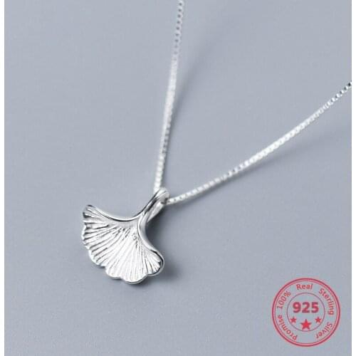 S925 Sterling Silver Womens NecklaceFemale Sen SeriesNew Artistic Design Ginkgo Leaf Pendant Sweet Cute Exquisite Chain Jewelry
