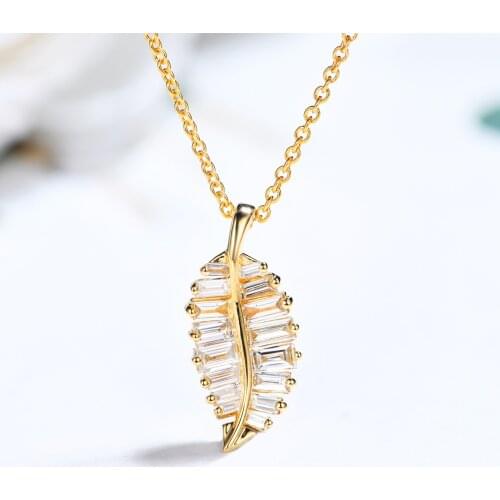 Gold Leaf Pendant with Bling Zirocn Stone Cute Statement Necklace for Women Fashion Jewelry