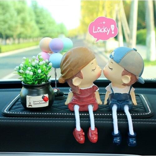 Cute Cartoon Kissing Doll High Quality Resin Creative Balloon Plants Car Interior Decoration Gift