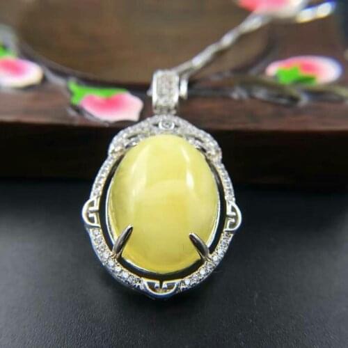 Natural beeswax pendant luxury high-end atmosphere on the grade