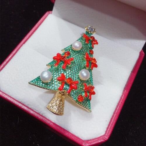 New alloy natural fresh water pearl brooch multi pearl Christmas tree Brooch gifts finished wholesale coat accessories