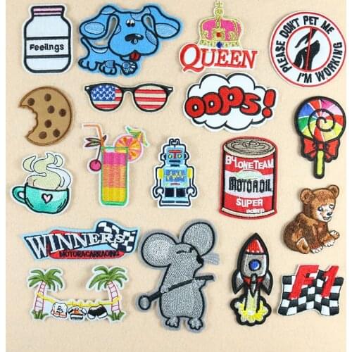 2PCS Cartoon Mouse Letters Badges Patches Embroidery Applique Iron On Transfers For Clothing Stickers Decoration Accessories