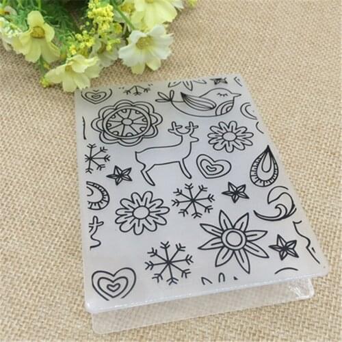 PLASTIC EMBOSSING FOLDER Christmas deer DIY scrapbook album card packing decoration cutting dies paper craft
