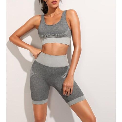 Women Seamless Yoga Set Sports Bra High Waist Fitness Gym Shorts Gym Set Running Sportswear Workout Clothes Sports Suits