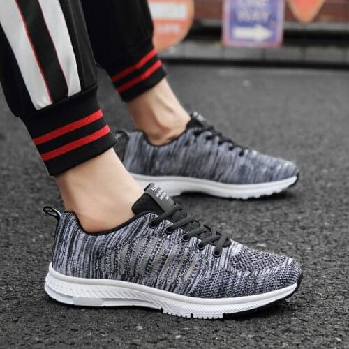 Mens Running Shoe Breathable Mesh Men Sports Shoes Outdoor Gym Walking Leisure Man Sneakers Lightweight Zapatillas Hombre