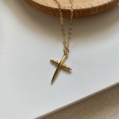 2021 New Fashion Golden Cross Clavicle Chain Simple 18k Gold Hip Hop Punk Style Necklace Couple Jewelry Necklace